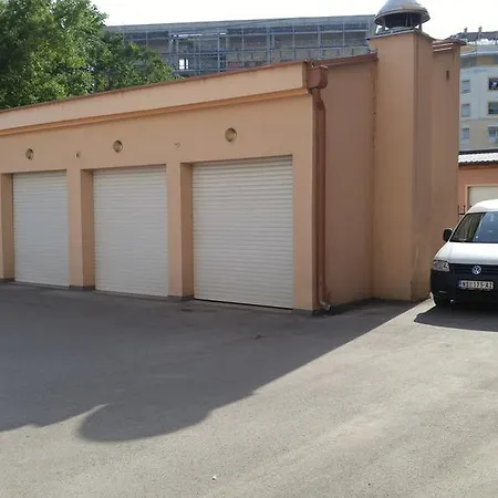 Snow White Νόβι Σαντ